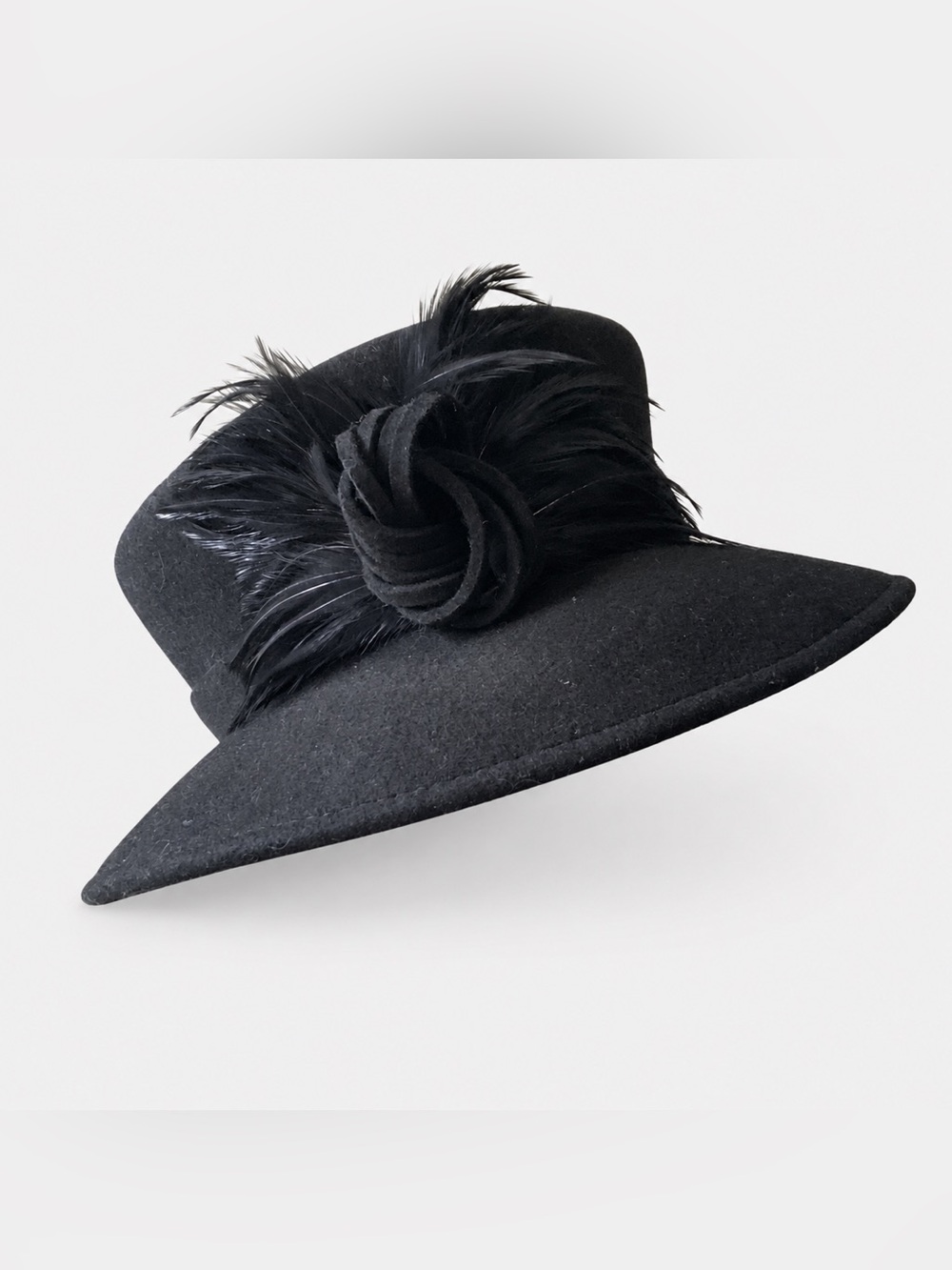 Accessorize Black Wool Felt Hat with Feather Rosette - Picture 2 of 6